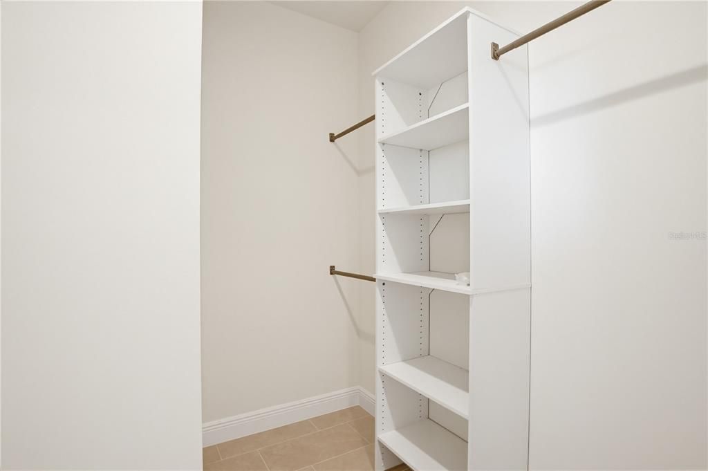 Active With Contract: $415,000 (3 beds, 2 baths, 1800 Square Feet)