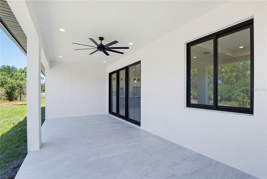 Active With Contract: $415,000 (3 beds, 2 baths, 1800 Square Feet)