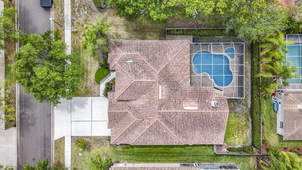 Active With Contract: $865,000 (4 beds, 3 baths, 2513 Square Feet)