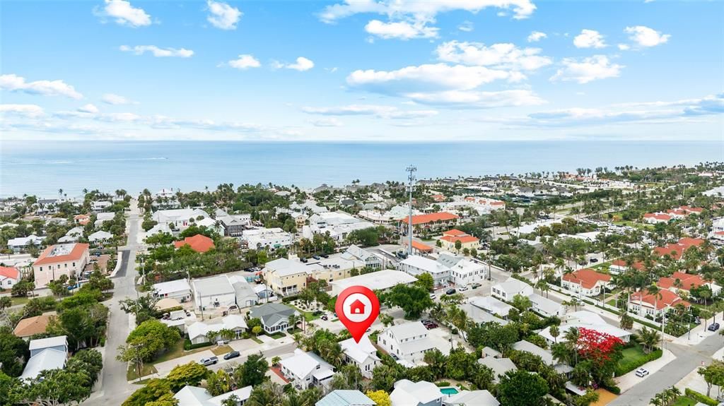 For Sale: $3,295,000 (2 beds, 2 baths, 1080 Square Feet)