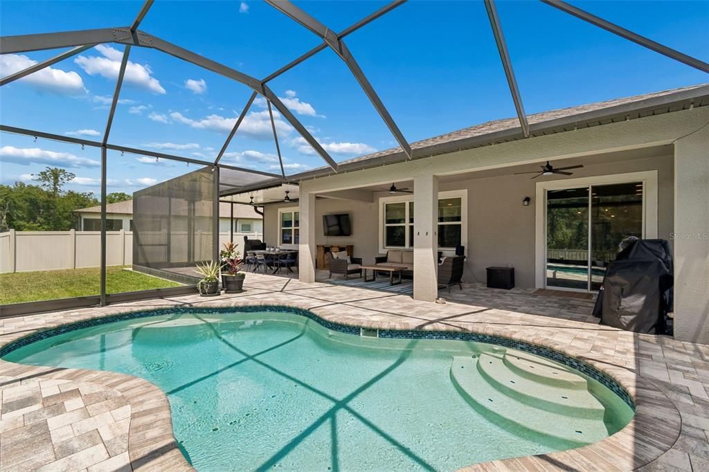 For Sale: $559,000 (4 beds, 3 baths, 2313 Square Feet)