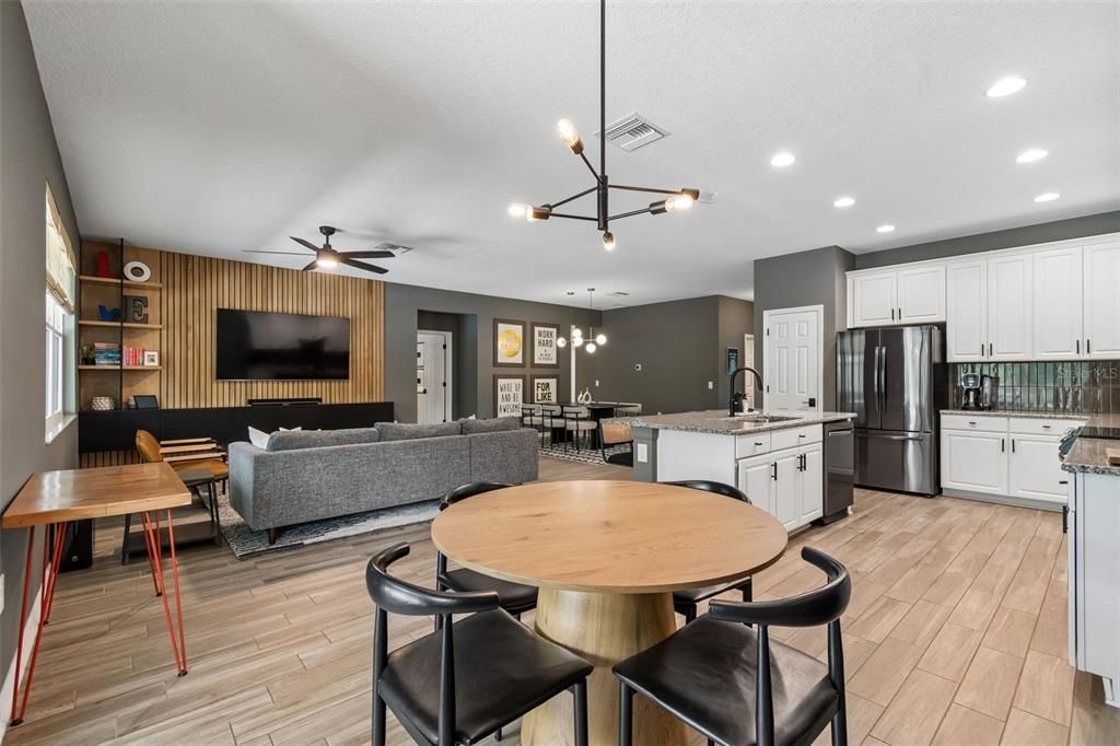 For Sale: $559,000 (4 beds, 3 baths, 2313 Square Feet)