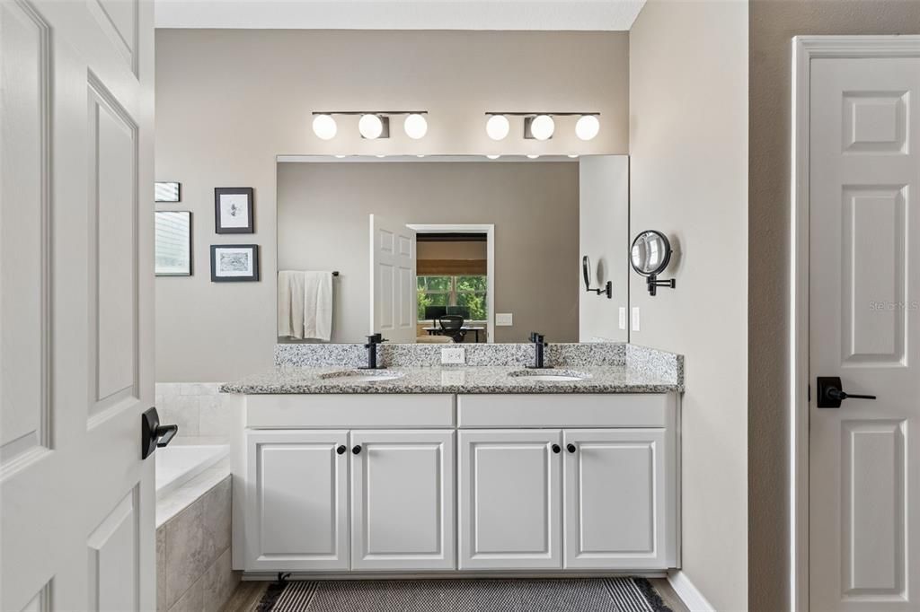 For Sale: $559,000 (4 beds, 3 baths, 2313 Square Feet)