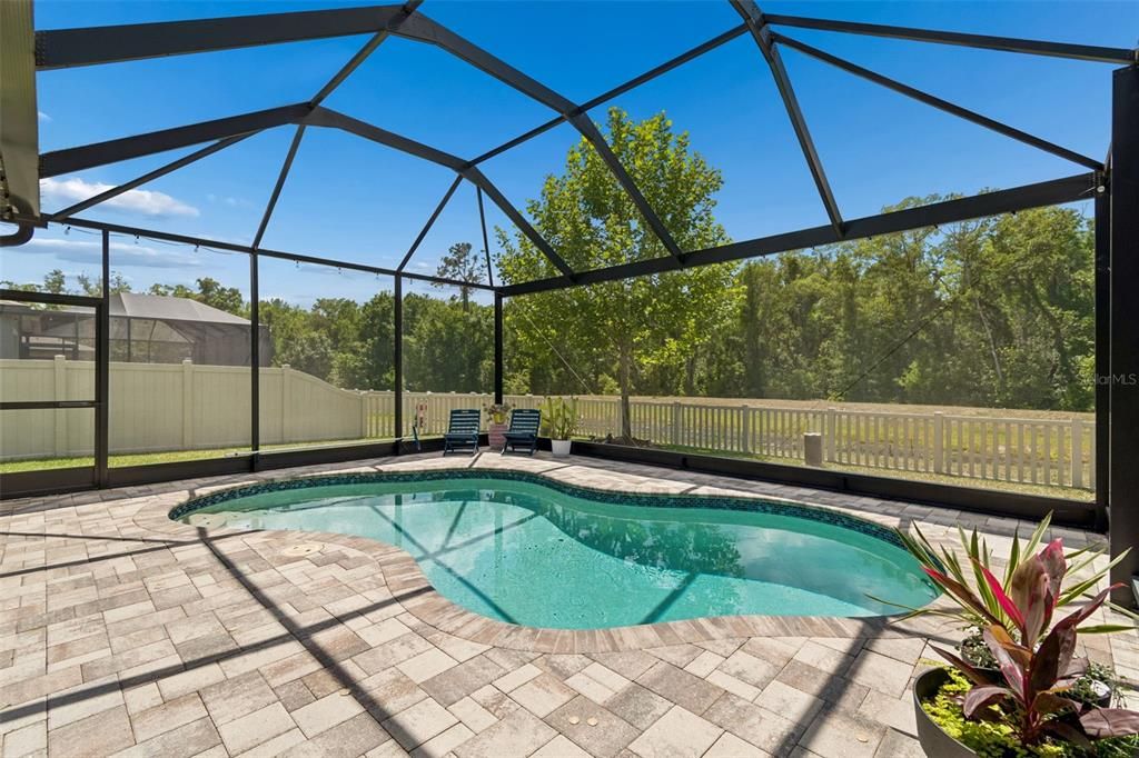 For Sale: $559,000 (4 beds, 3 baths, 2313 Square Feet)