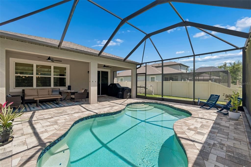 For Sale: $559,000 (4 beds, 3 baths, 2313 Square Feet)