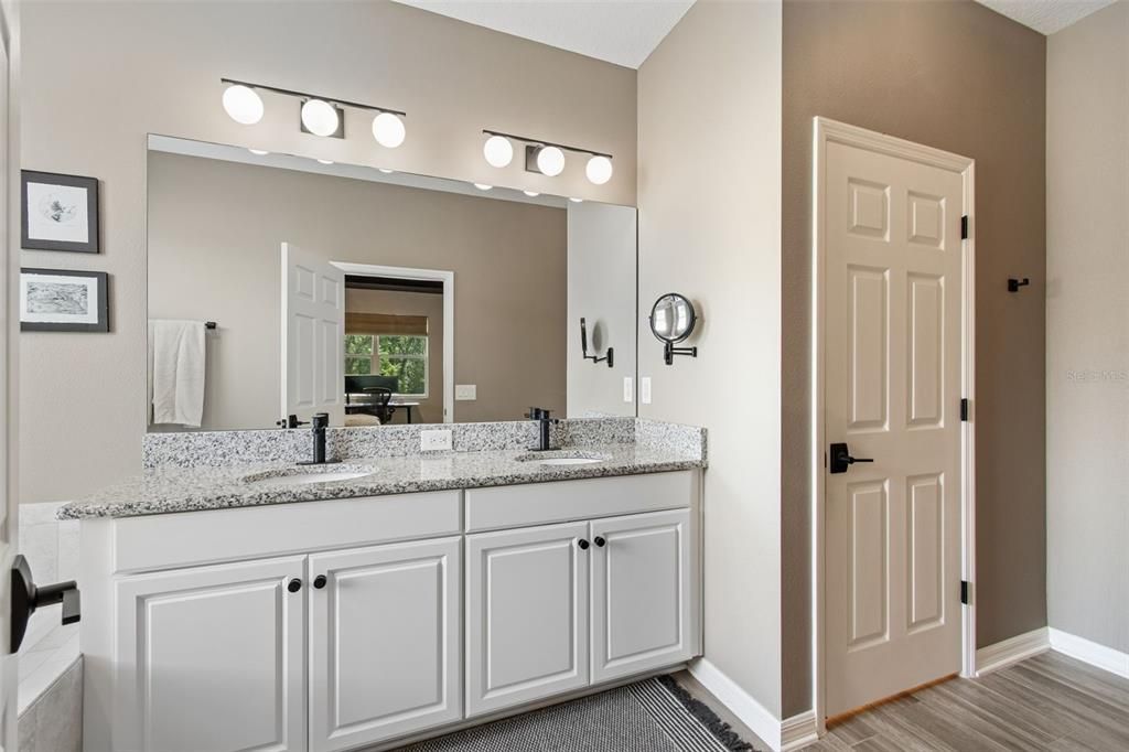 For Sale: $559,000 (4 beds, 3 baths, 2313 Square Feet)