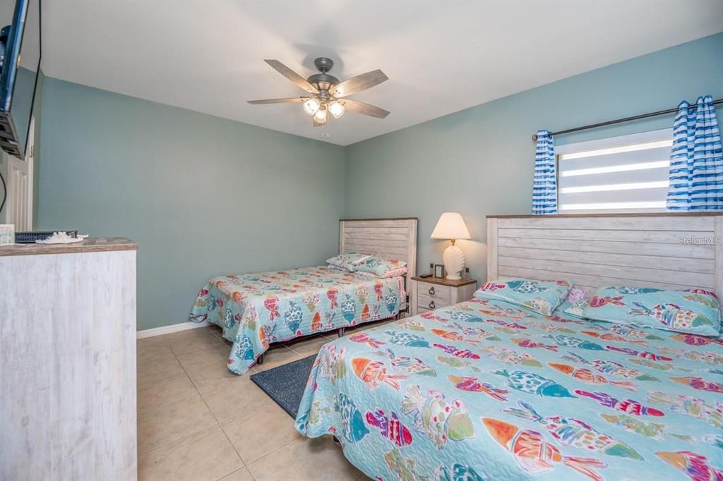 For Sale: $775,000 (2 beds, 2 baths, 1154 Square Feet)