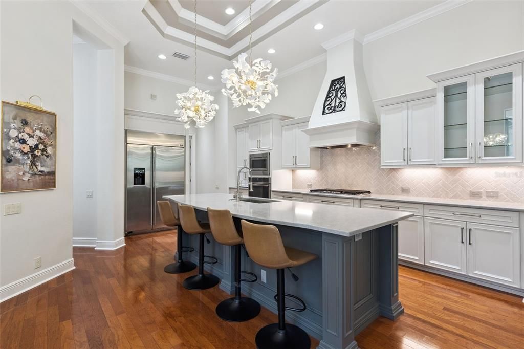 Activo con contrato: $1,499,000 (5 camas, 3 baños, 3952 Pies cuadrados)