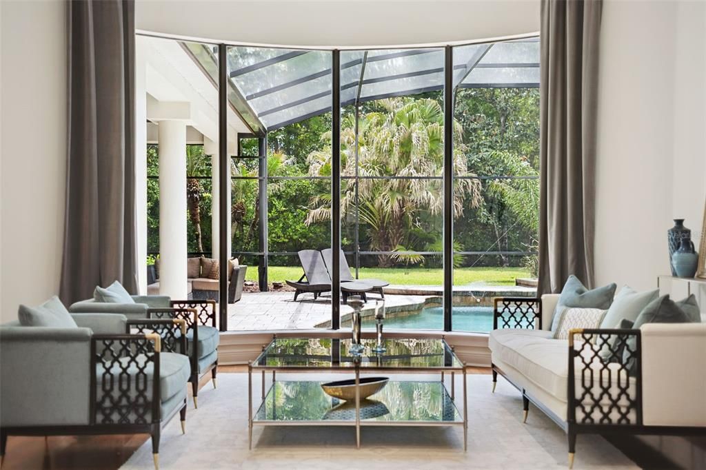Activo con contrato: $1,499,000 (5 camas, 3 baños, 3952 Pies cuadrados)