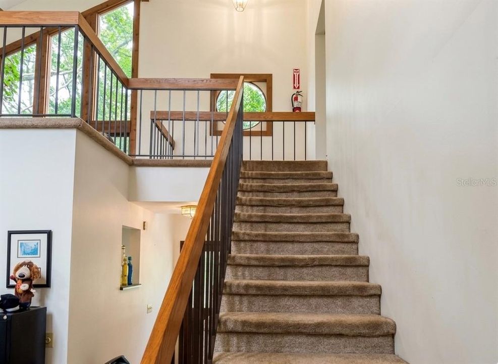 For Sale: $370,000 (3 beds, 2 baths, 2207 Square Feet)