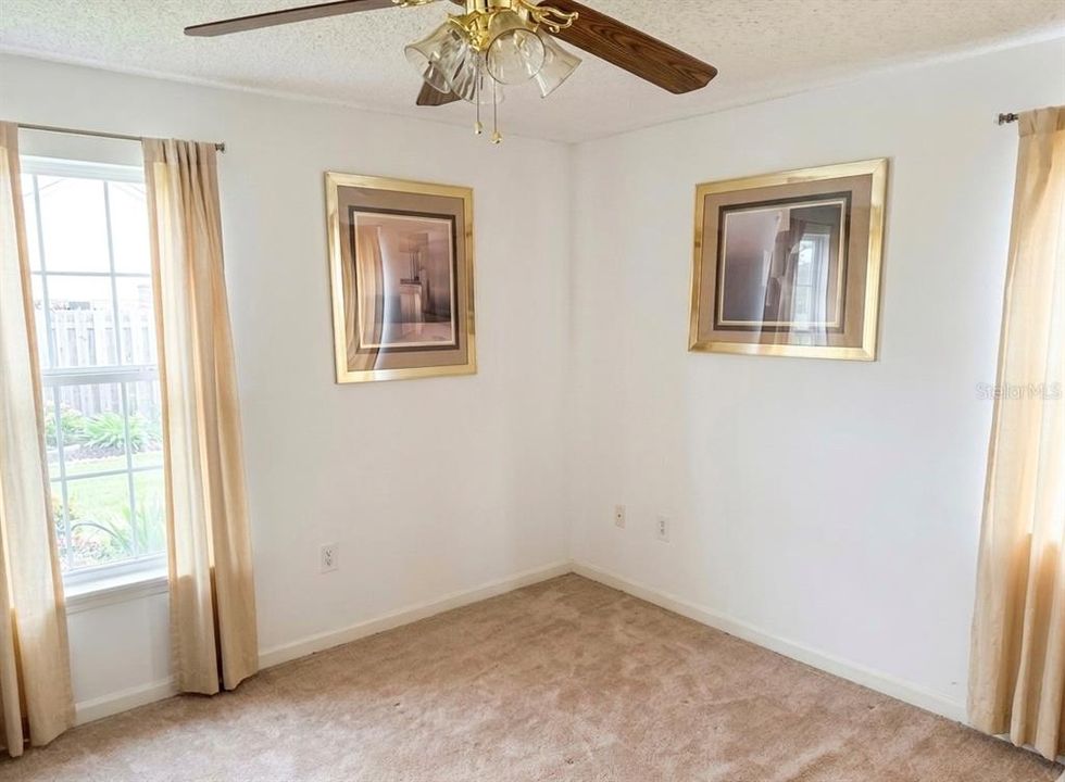 For Sale: $370,000 (3 beds, 2 baths, 2207 Square Feet)
