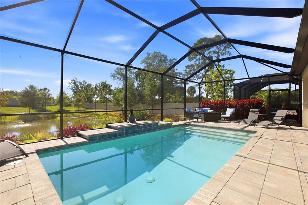 Active With Contract: $529,999 (3 beds, 3 baths, 2214 Square Feet)