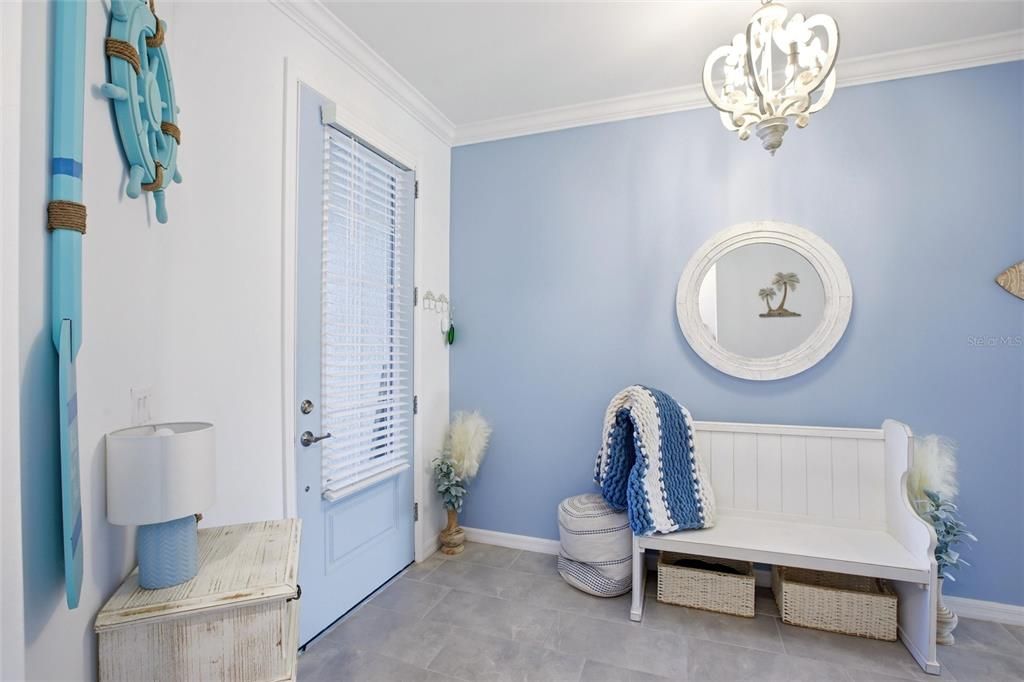 Active With Contract: $529,999 (3 beds, 3 baths, 2214 Square Feet)