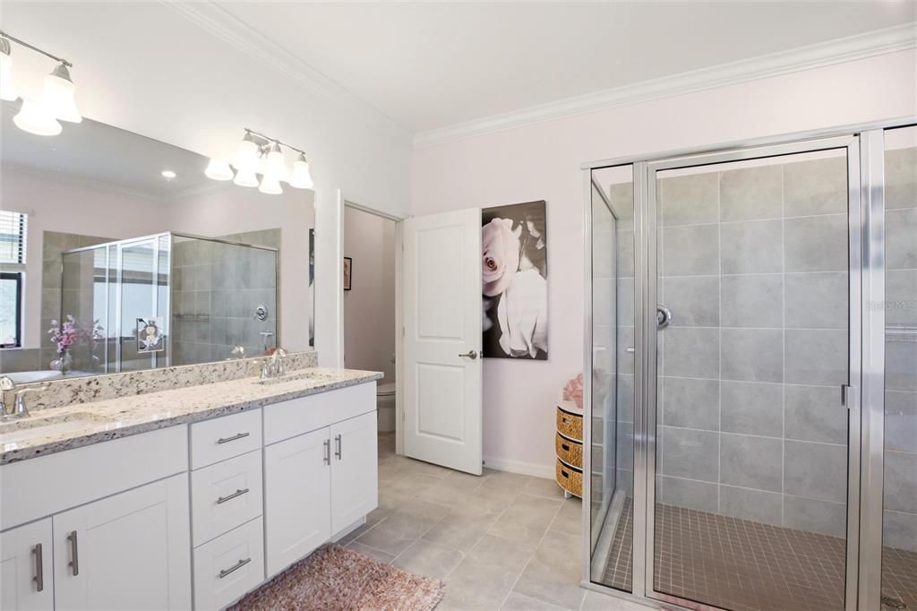 Active With Contract: $529,999 (3 beds, 3 baths, 2214 Square Feet)