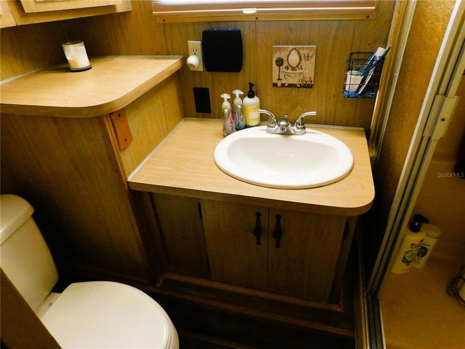 На продажу: $80,000 (1 спален, 1 ванн, 519 Квадратных фут)
