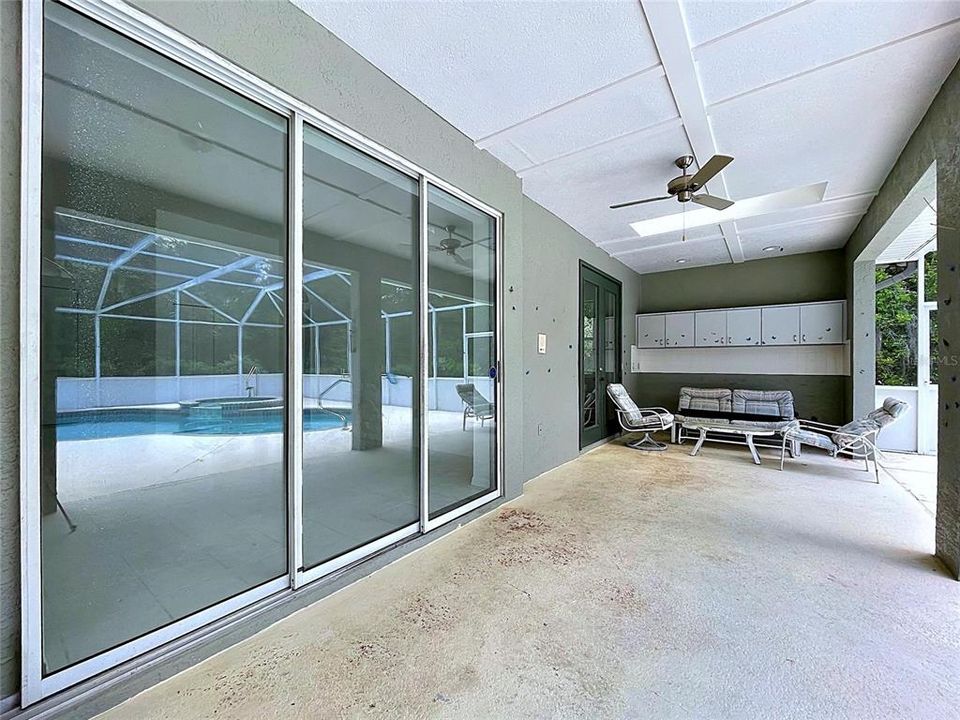 En Venta: $599,000 (4 camas, 3 baños, 3375 Pies cuadrados)