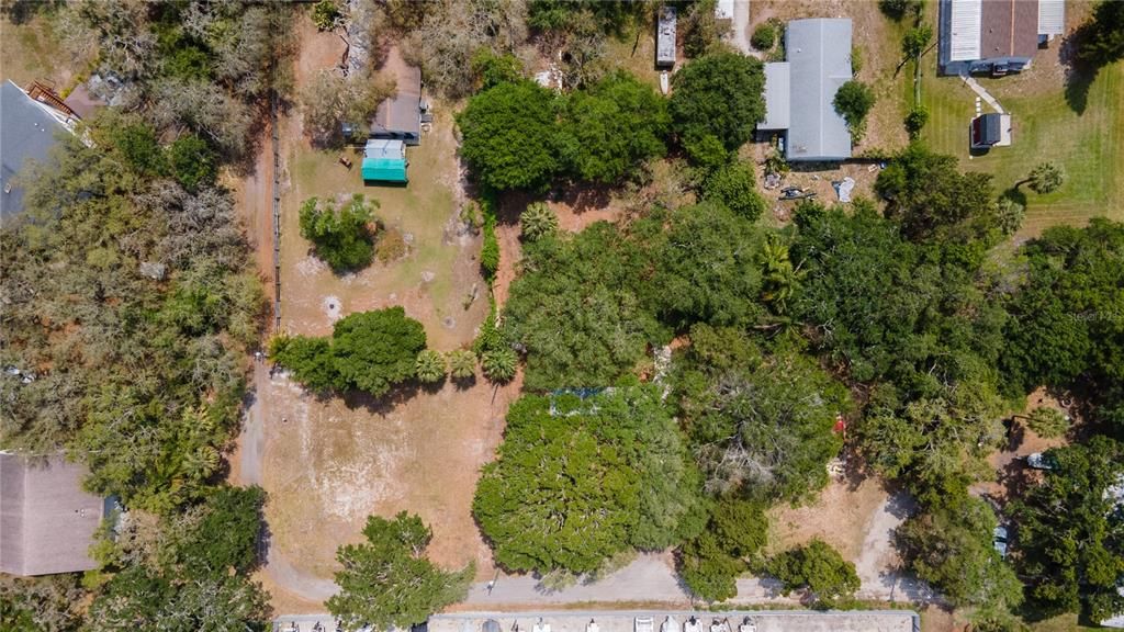 待售: $200,000 (0.96 acres)