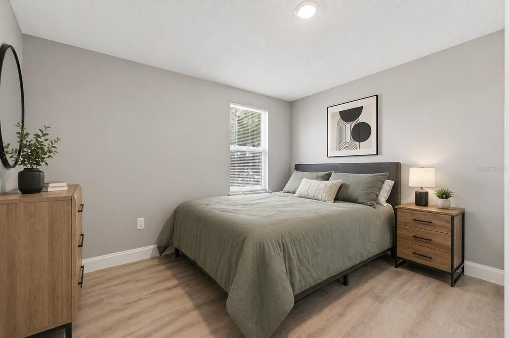 For Sale: $209,000 (3 beds, 2 baths, 996 Square Feet)