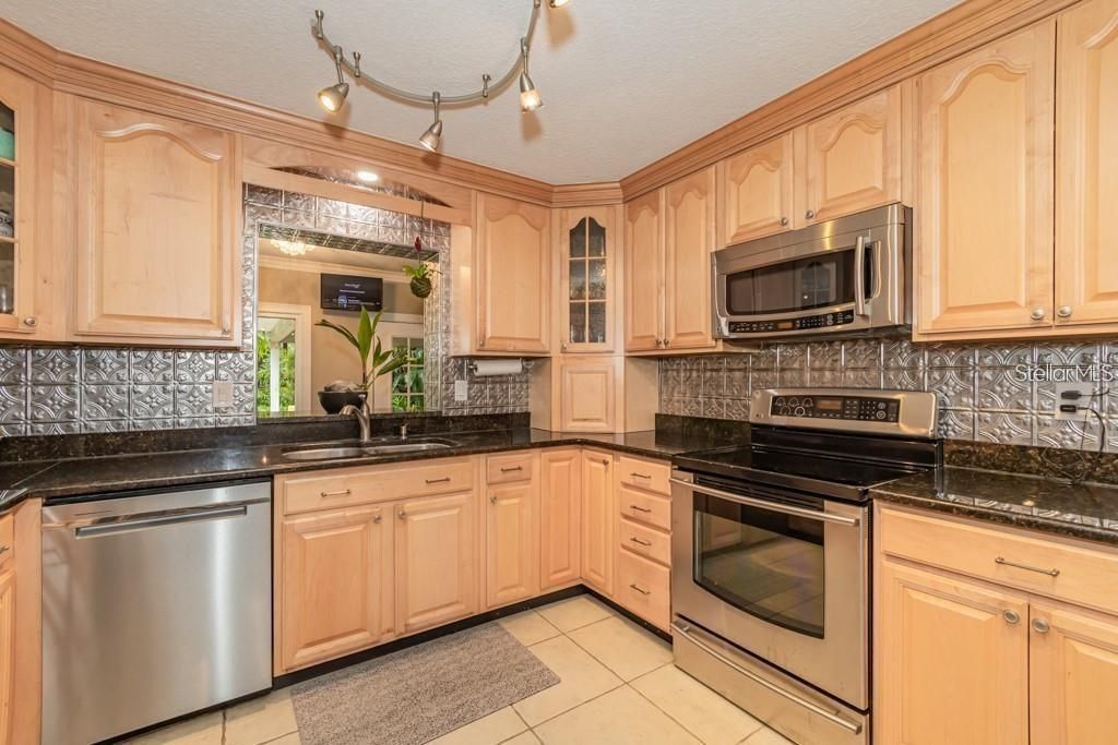 For Sale: $745,000 (4 beds, 2 baths, 2244 Square Feet)