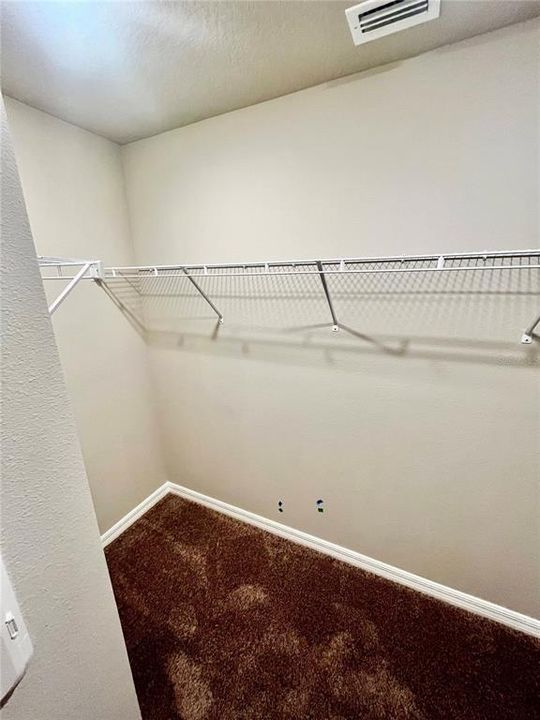 En Renta: $2,295 (3 camas, 2 baños, 1424 Pies cuadrados)