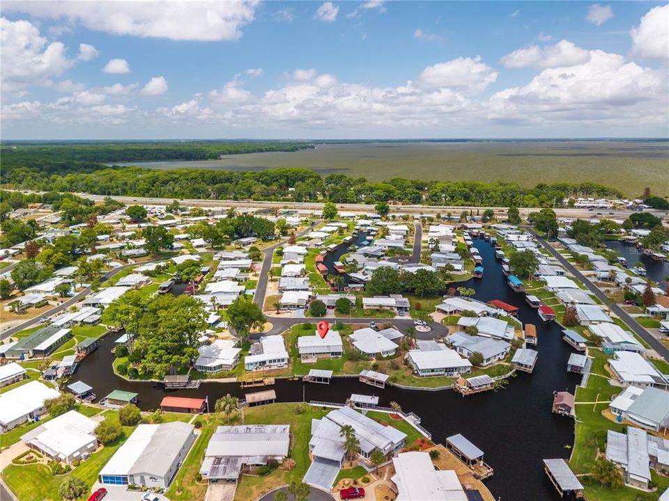 На продажу: $349,900 (2 спален, 2 ванн, 1500 Квадратных фут)