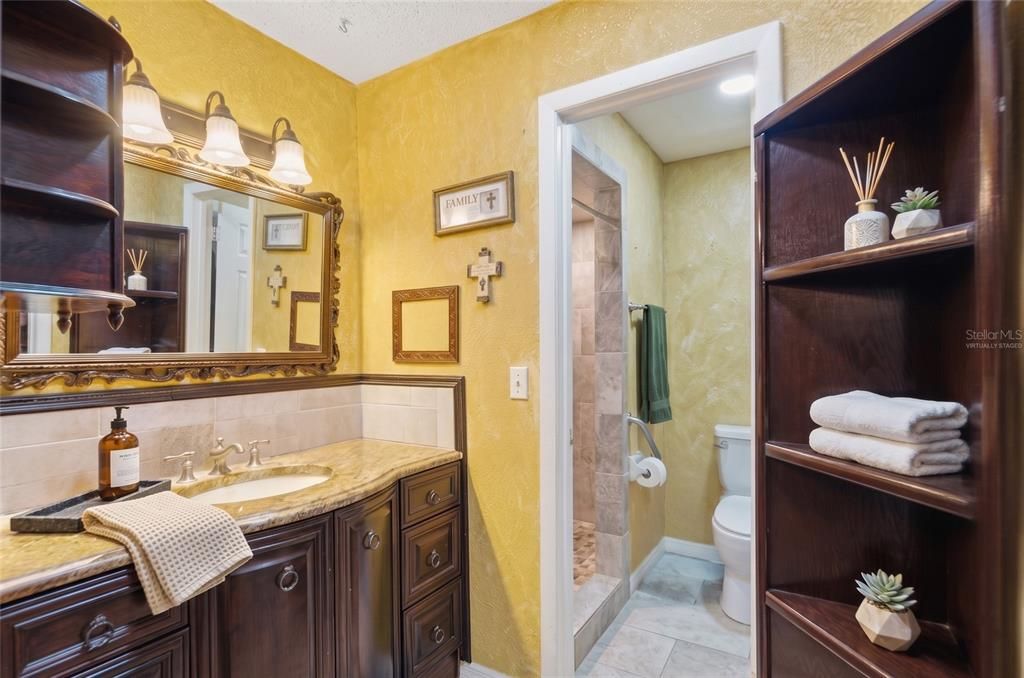 Active With Contract: $249,900 (3 beds, 2 baths, 1647 Square Feet)