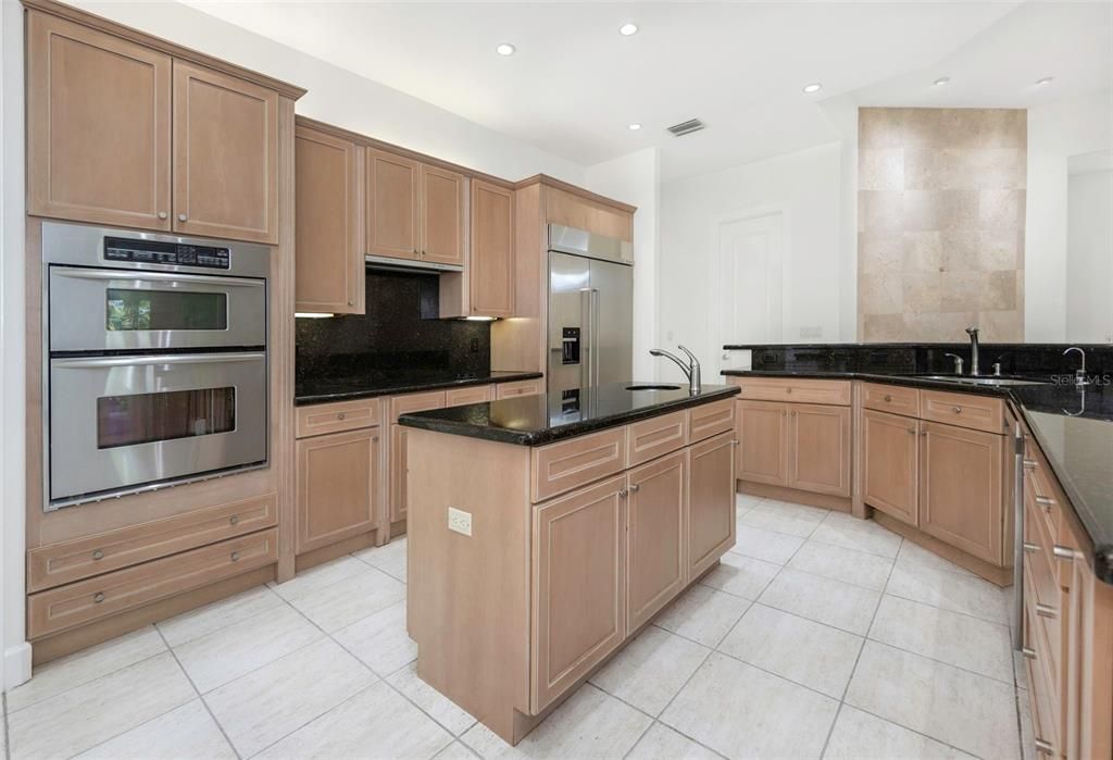 На продажу: $955,000 (4 спален, 3 ванн, 3344 Квадратных фут)