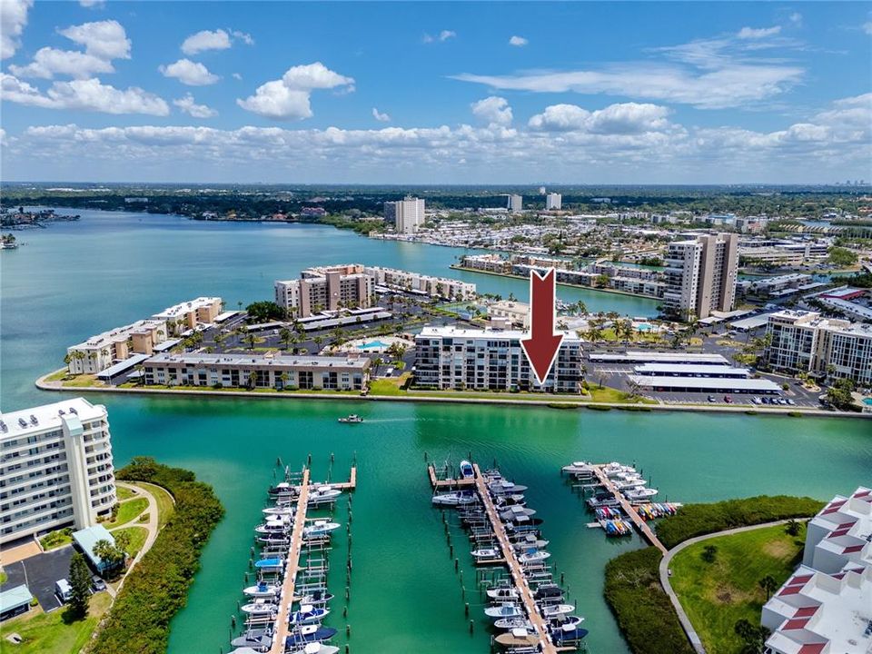 Activo con contrato: $198,000 (1 camas, 2 baños, 925 Pies cuadrados)