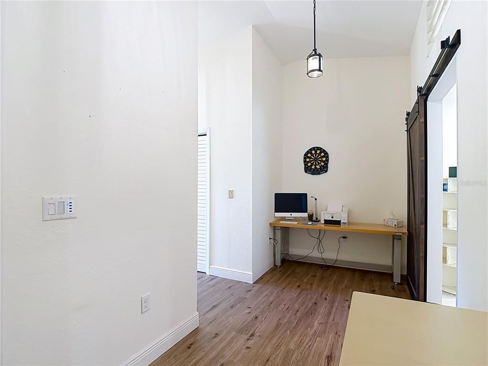 Activo con contrato: $299,900 (3 camas, 3 baños, 1848 Pies cuadrados)
