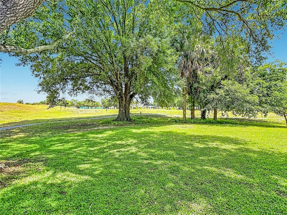 Activo con contrato: $299,900 (3 camas, 3 baños, 1848 Pies cuadrados)