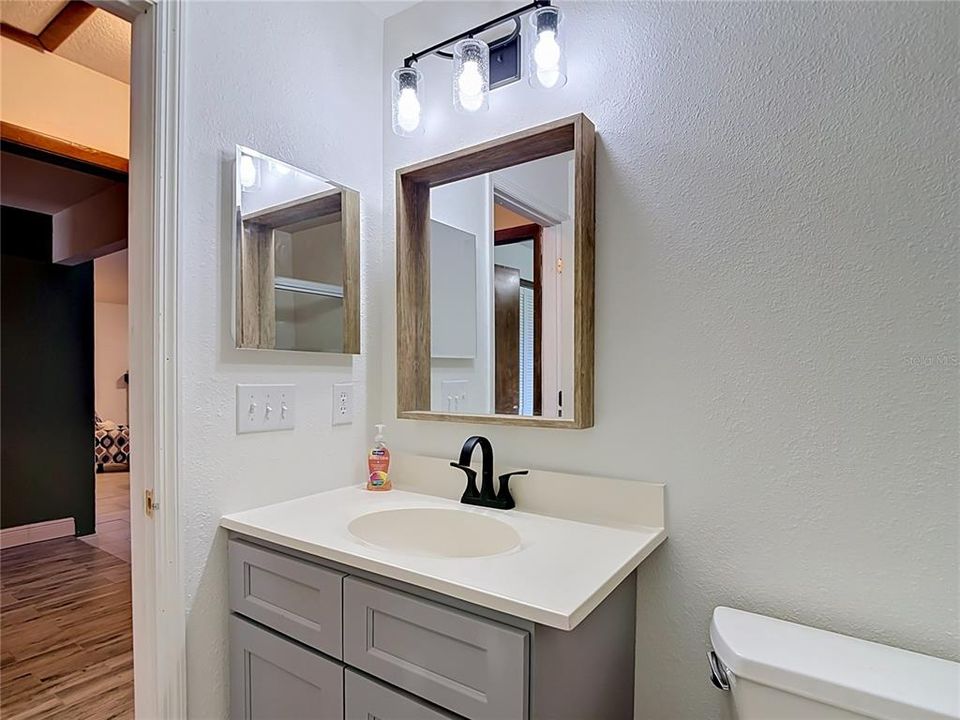 Activo con contrato: $299,900 (3 camas, 3 baños, 1848 Pies cuadrados)