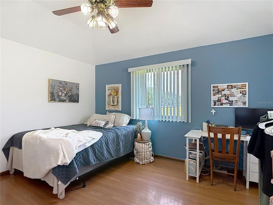 Activo con contrato: $299,900 (3 camas, 3 baños, 1848 Pies cuadrados)