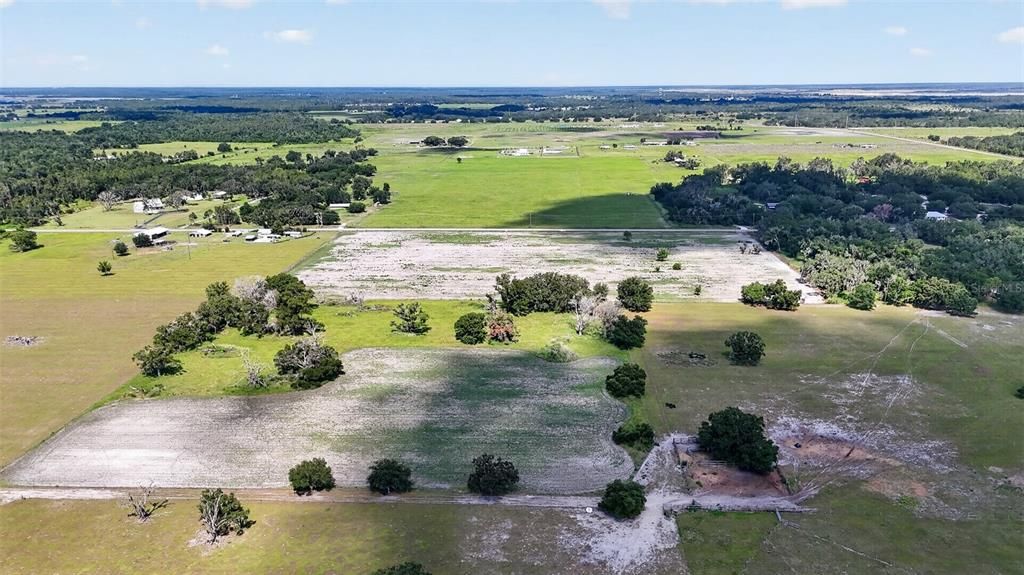 En Venta: $749,999 (16.00 acres)