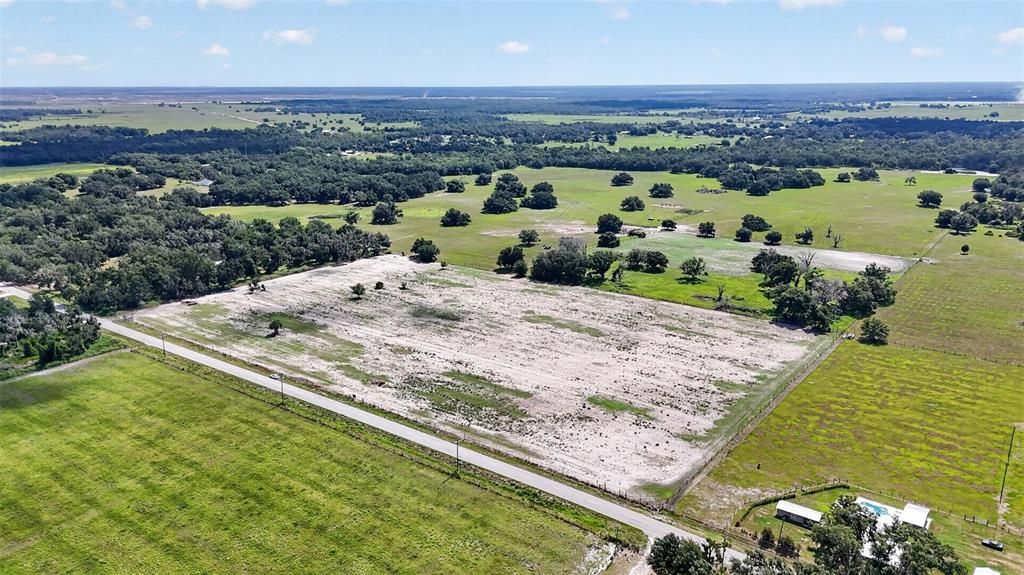 En Venta: $749,999 (16.00 acres)