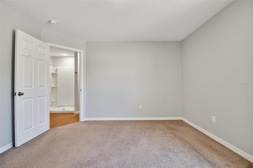 Activo con contrato: $299,000 (3 camas, 2 baños, 1552 Pies cuadrados)