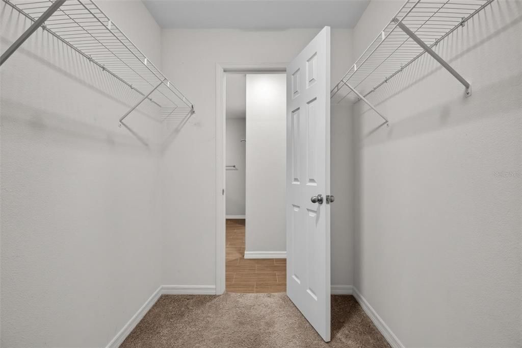 Activo con contrato: $299,000 (3 camas, 2 baños, 1552 Pies cuadrados)