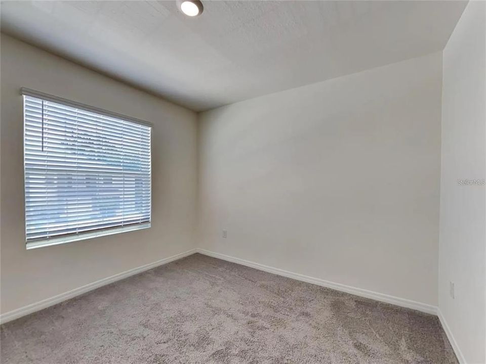 For Sale: $212,000 (3 beds, 2 baths, 1688 Square Feet)