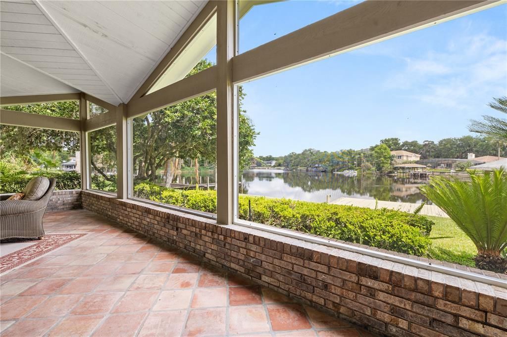 En Venta: $780,000 (3 camas, 2 baños, 2894 Pies cuadrados)