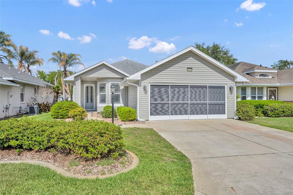 For Sale: $274,500 (3 beds, 2 baths, 1438 Square Feet)