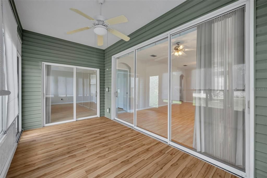 For Sale: $274,500 (3 beds, 2 baths, 1438 Square Feet)