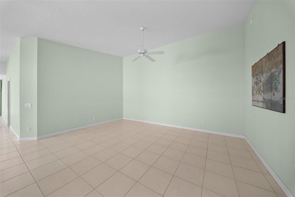 Active With Contract: $409,000 (2 beds, 2 baths, 1693 Square Feet)