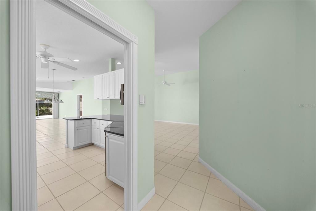 Active With Contract: $409,000 (2 beds, 2 baths, 1693 Square Feet)