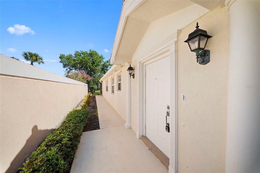 Active With Contract: $409,000 (2 beds, 2 baths, 1693 Square Feet)