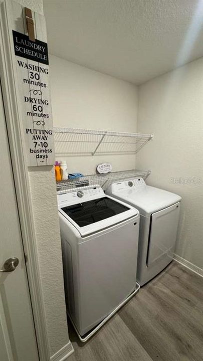 For Rent: $850 (1 beds, 1 baths, 1700 Square Feet)