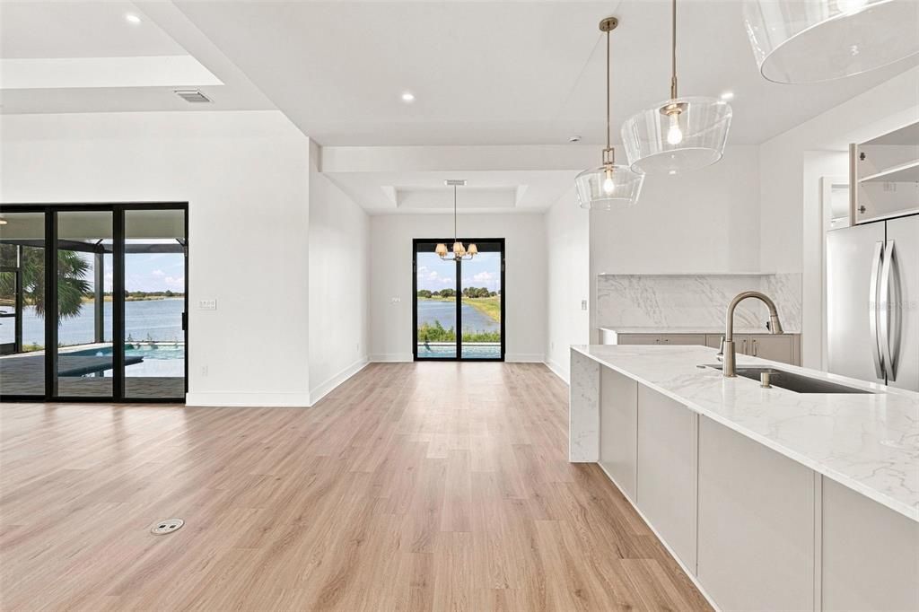 For Sale: $773,000 (3 beds, 3 baths, 2012 Square Feet)