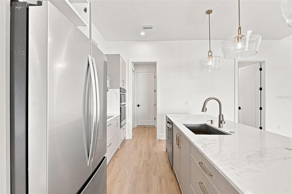For Sale: $773,000 (3 beds, 3 baths, 2012 Square Feet)