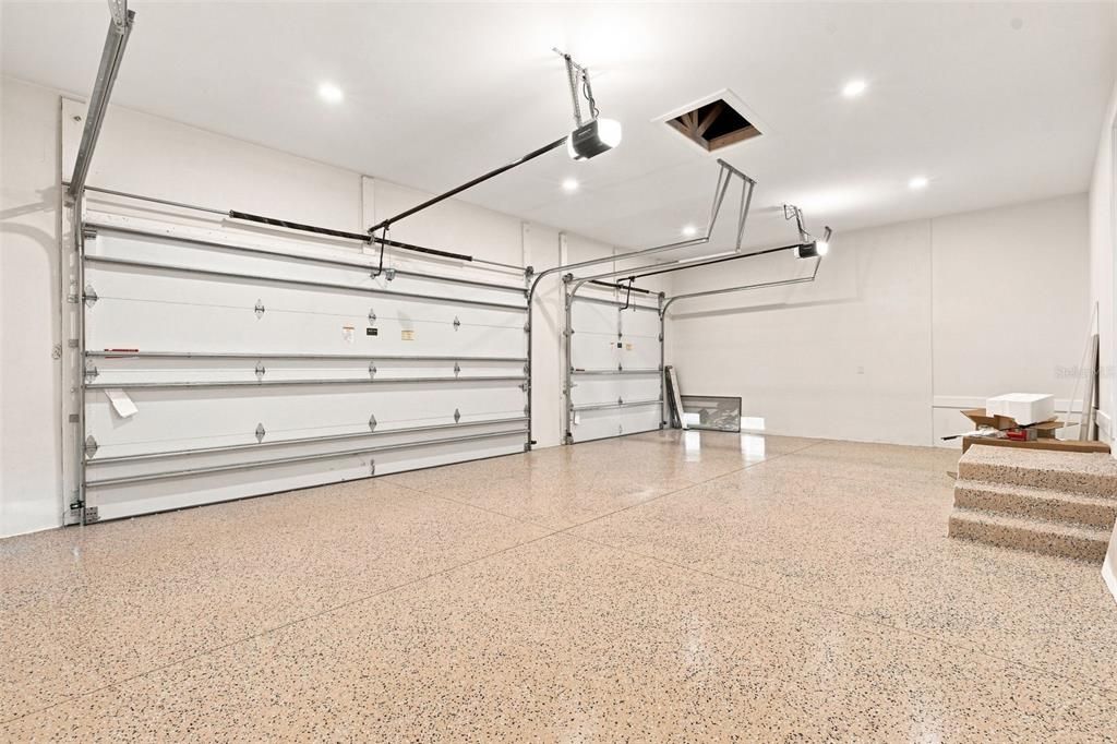 For Sale: $773,000 (3 beds, 3 baths, 2012 Square Feet)