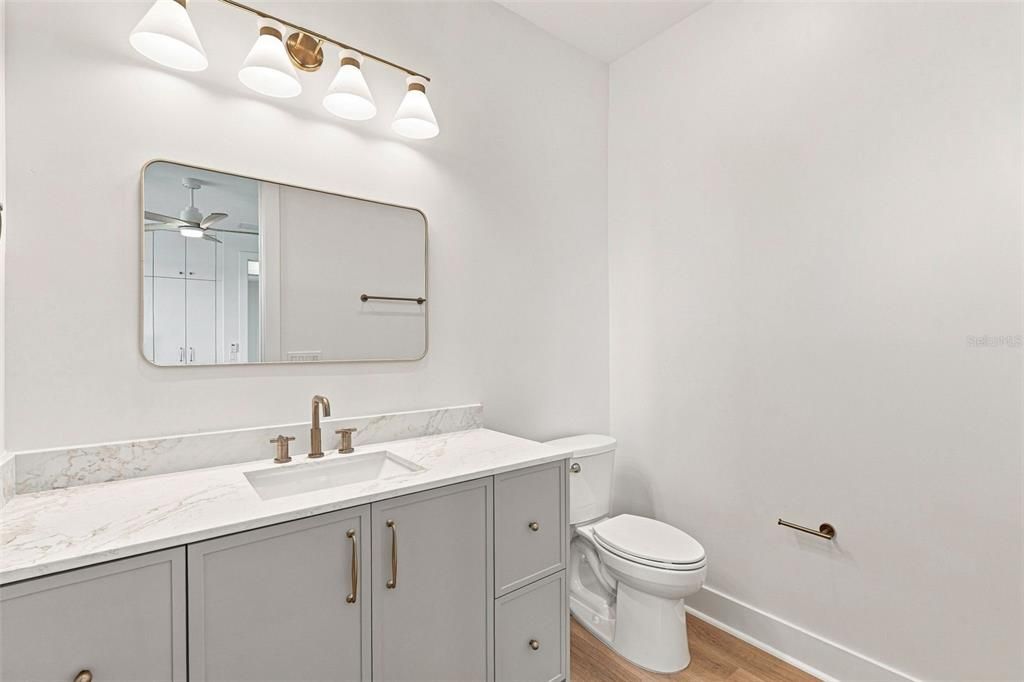 For Sale: $773,000 (3 beds, 3 baths, 2012 Square Feet)