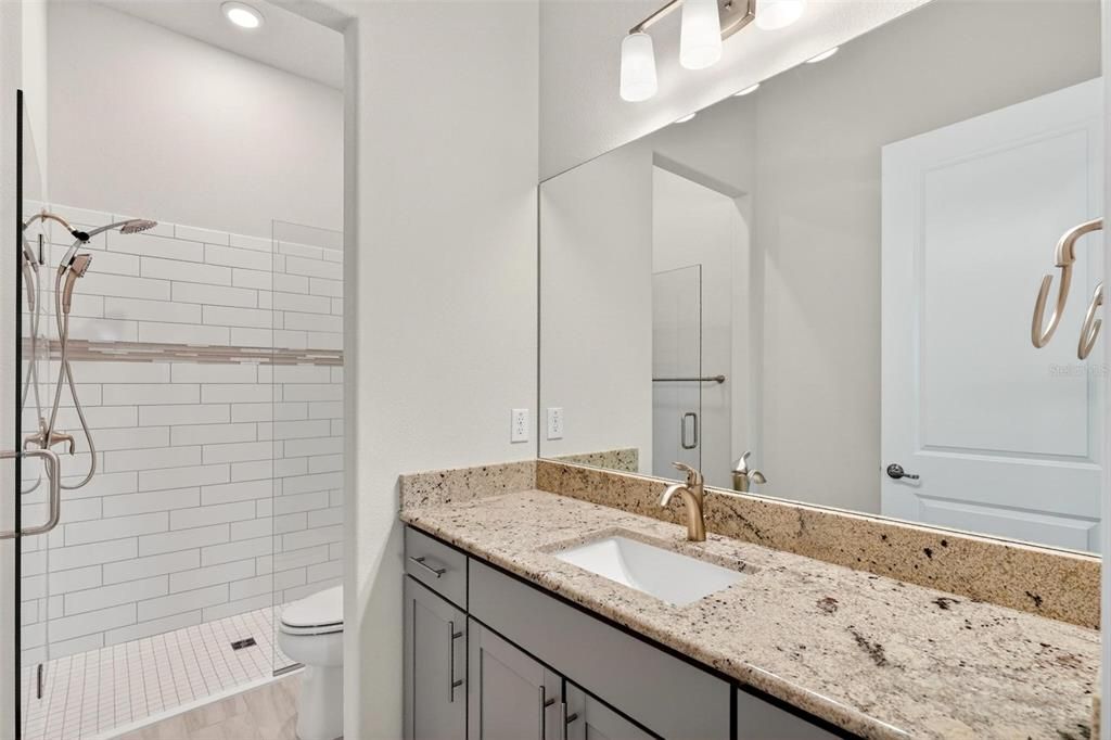 For Sale: $729,000 (3 beds, 3 baths, 2844 Square Feet)