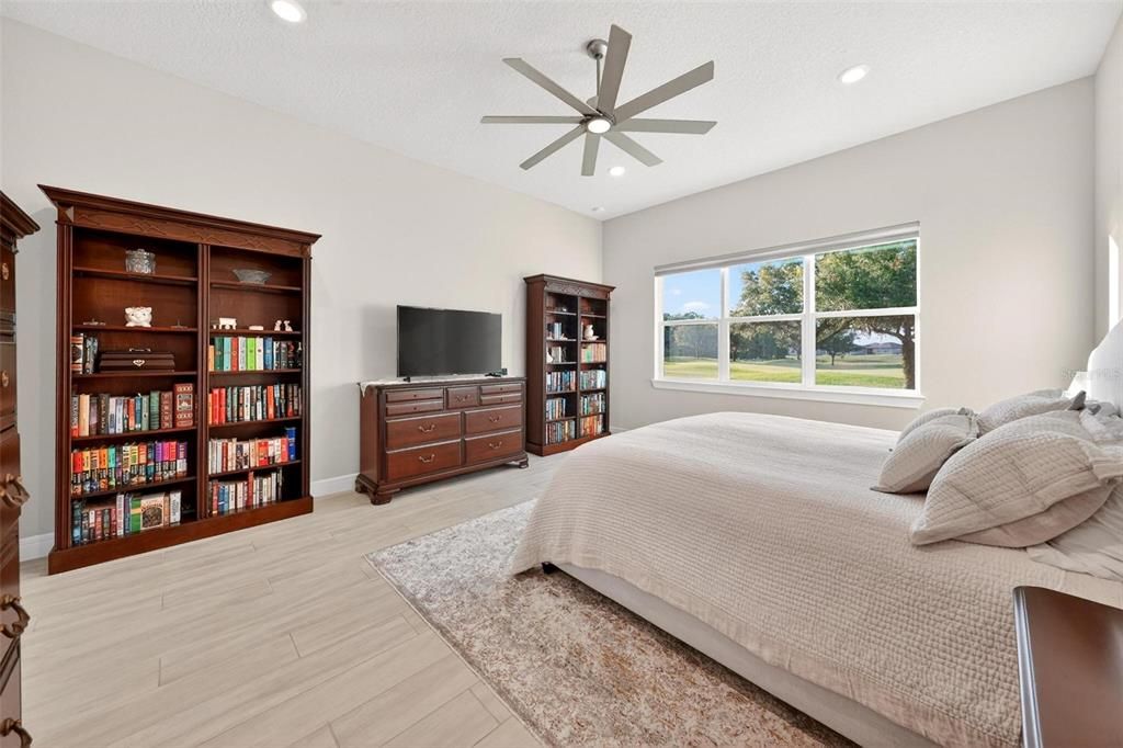For Sale: $729,000 (3 beds, 3 baths, 2844 Square Feet)